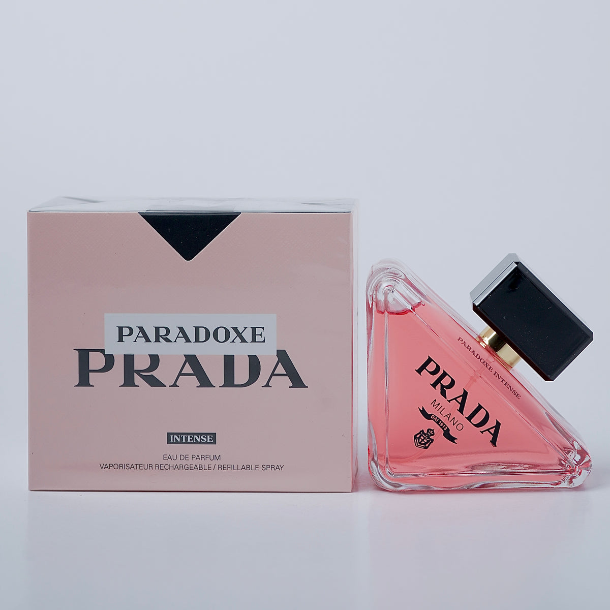 Paradoxe Intense perfume by Prada