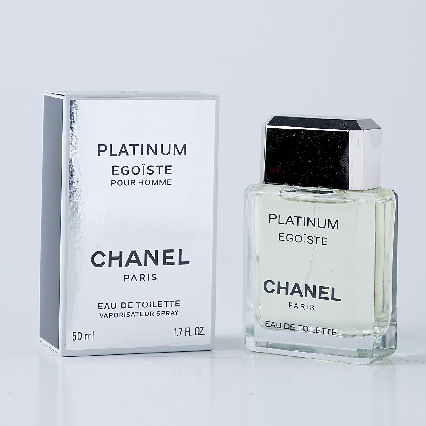 Égoïste Platinum Chanel fragrance bottle