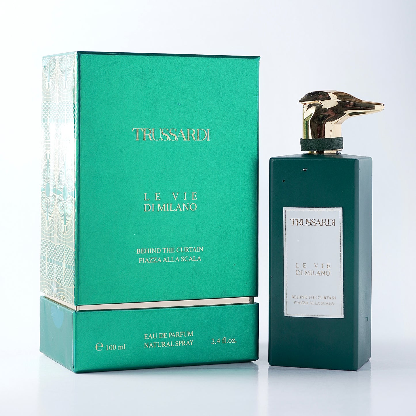 Behind the Curtain Piazza Alla Scala luxury perfume by Trussardi
