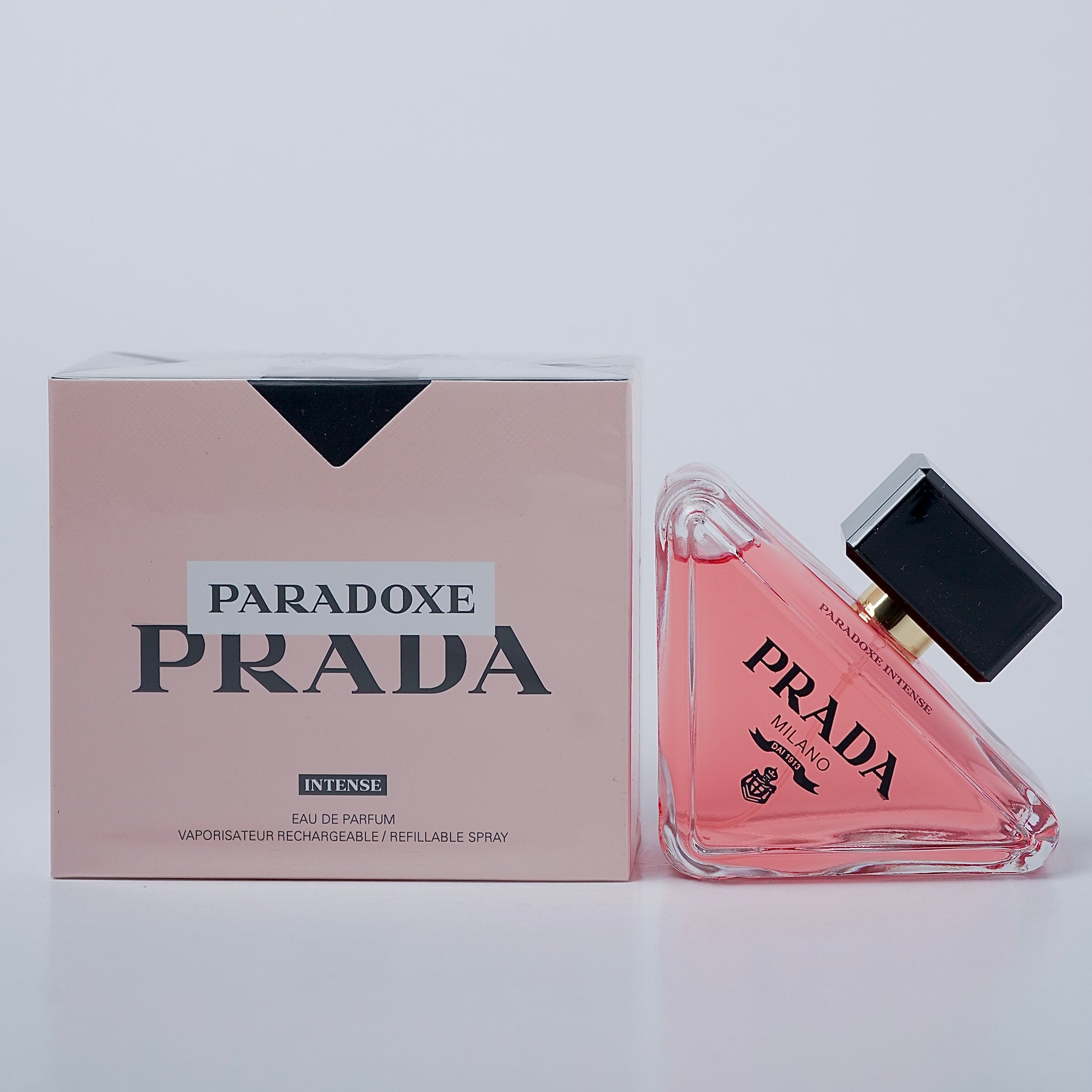 Paradoxe Intense perfume by Prada