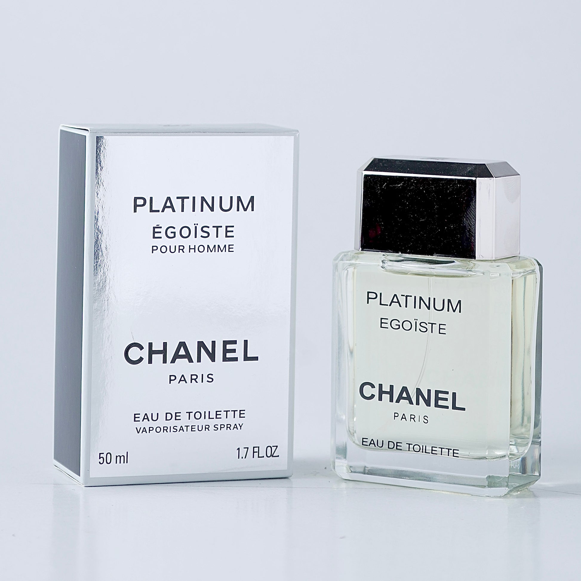 Égoïste Platinum Chanel fragrance bottle